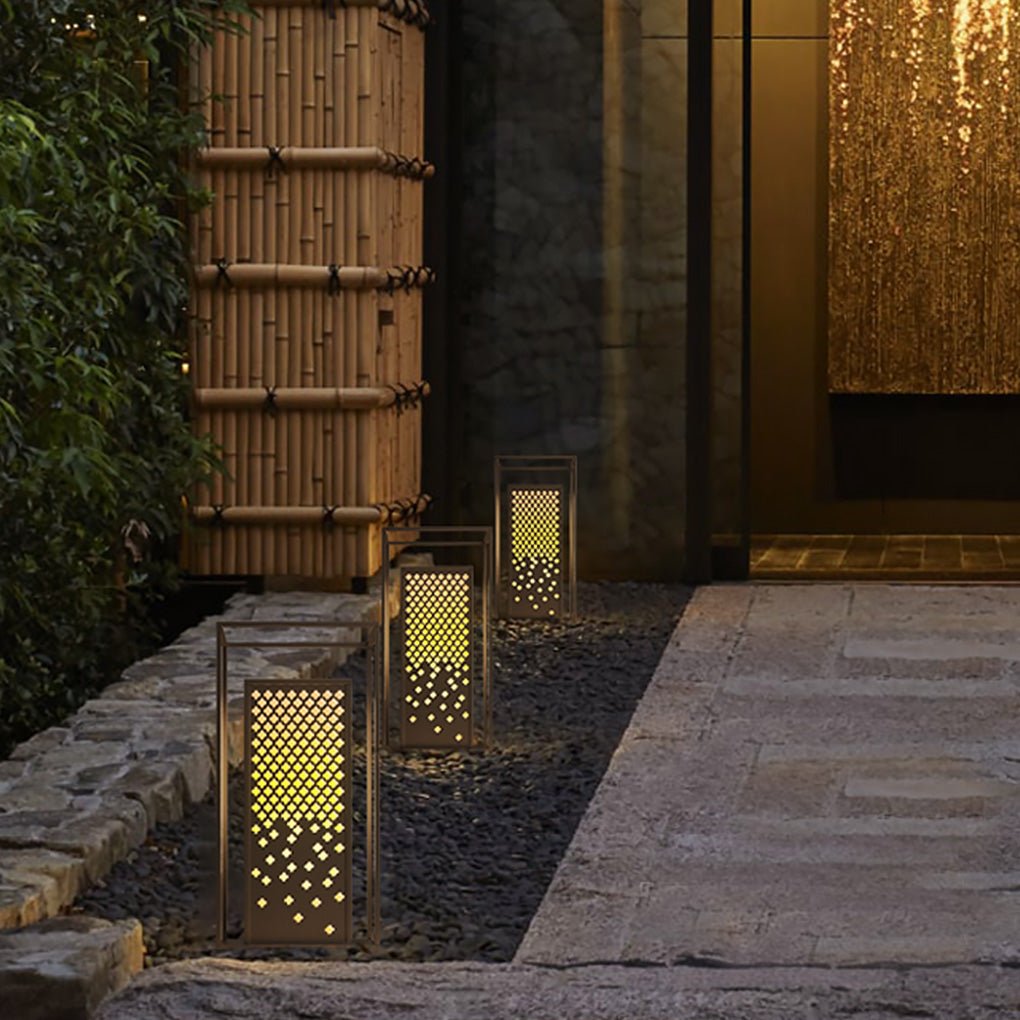 Flower-shaped Hollow Carved Lawn Lamp for Park Garden Landscape Decorative Lighting - Dazuma