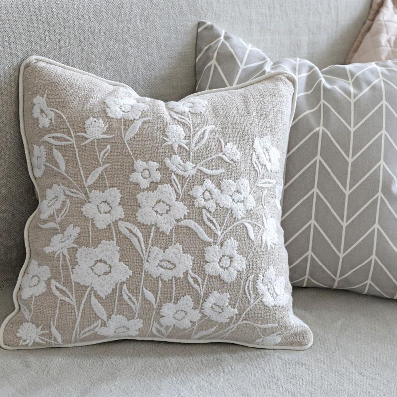 Square Farmhouse Flower Pattern Cushion Pillow Cover for Living Room Sofa Bed - dazuma