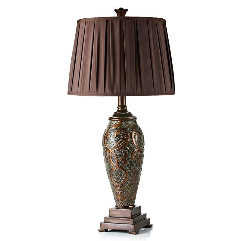 Farmhouse Curved Body End Table Lamp - dazuma
