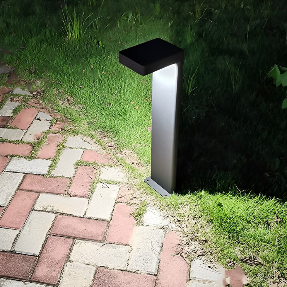 L Shaped Landscape Light Sensor Modern LED Garden Path Light – Dazuma