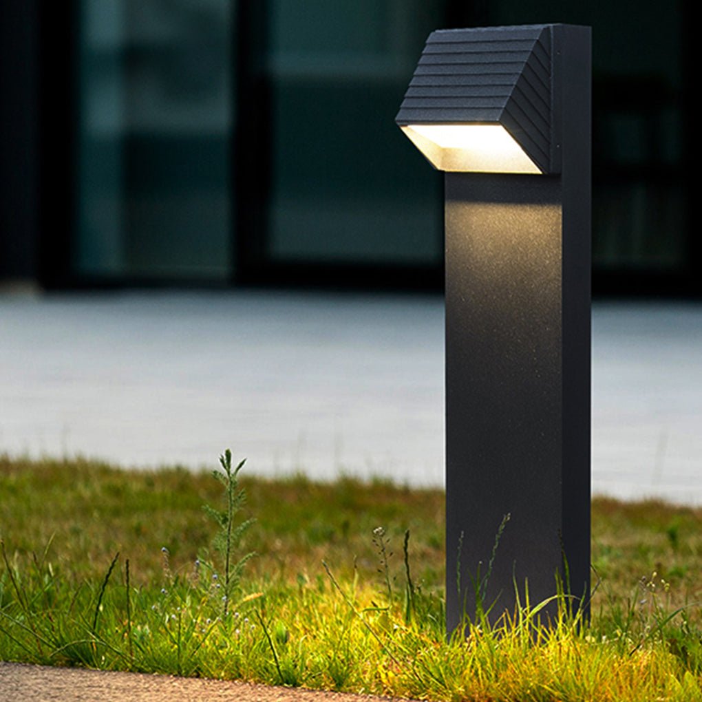 Chic Flash Black LED Lawn Light Minimalist Waterproof Outdoor Lighting