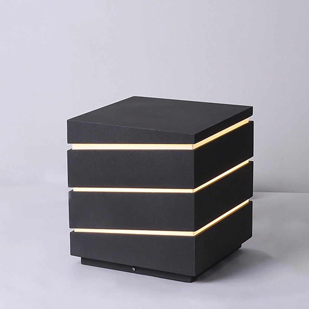 Modern Elegant Square Outdoor LED Light with Linear Lampshade