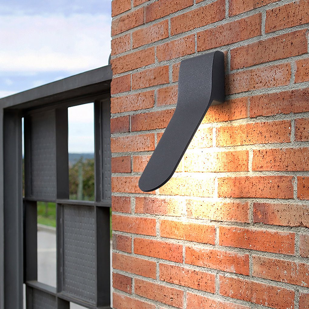 Modern Minimalist LED Waterproof Wall Light for Outdoor Courtyard Aisle Balcony - Dazuma