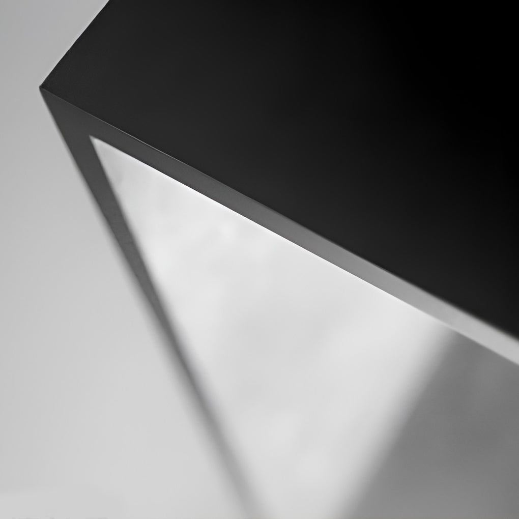 Unique Stainless Steel Artful Cube Outdoor Landscape Light Modern Geometric Illumination