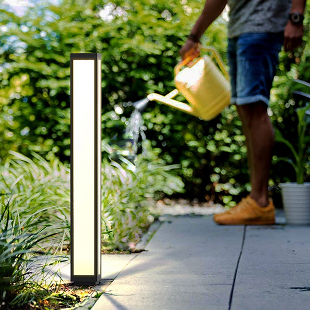 Outdoor Bollard Light Waterproof Garden Solar LED Landscape Lighting for Villa Courtyard