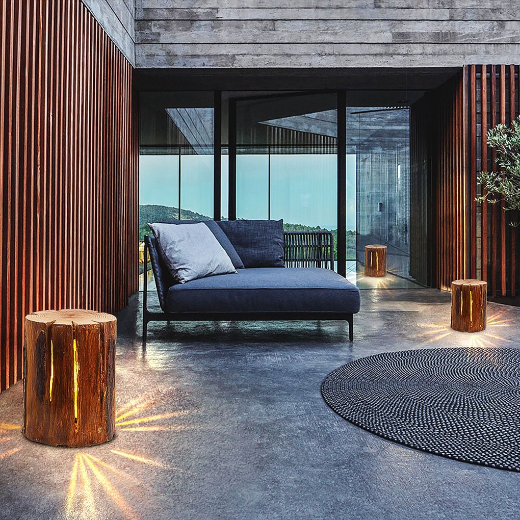 Resin Tree Stump Outdoor Light Rustic Decorative Garden Lawn LED Lamp