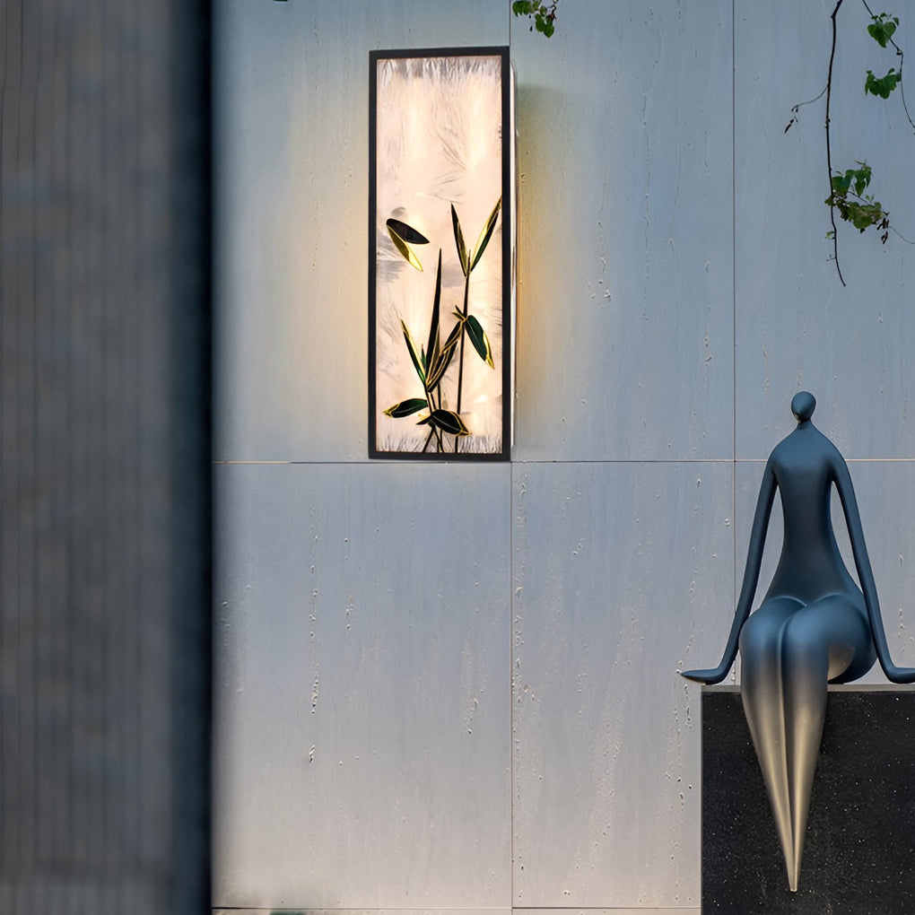 Decorative outdoor retaining wall light mounted on exterior wall