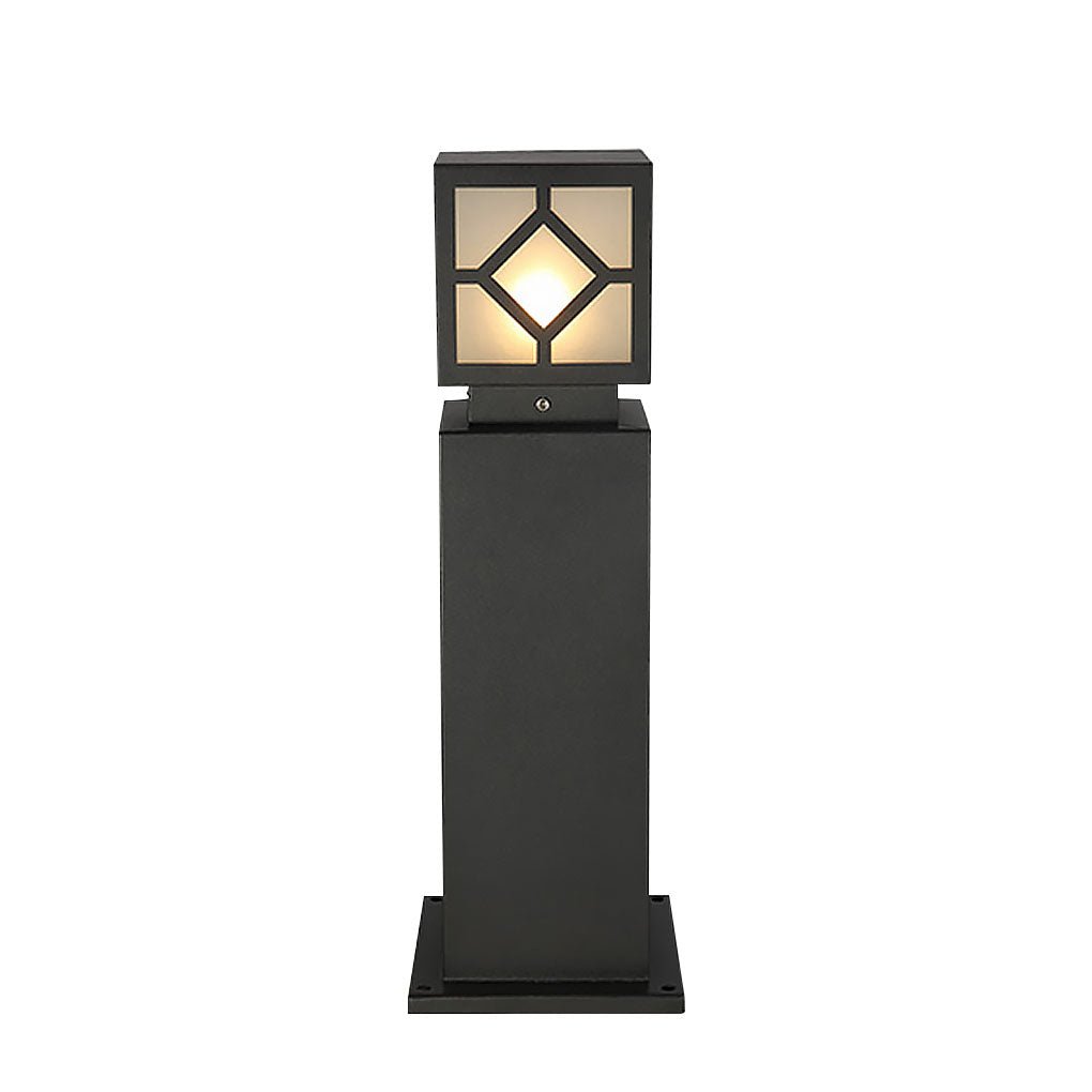 Elegant Solar - Powered Square Bollard Light Retro European Garden Lighting