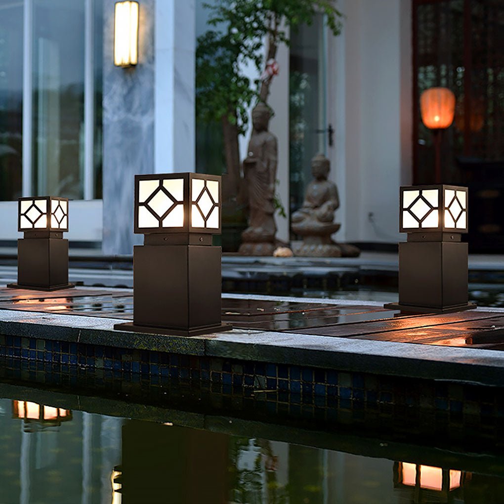 Elegant Solar - Powered Square Bollard Light Retro European Garden Lighting