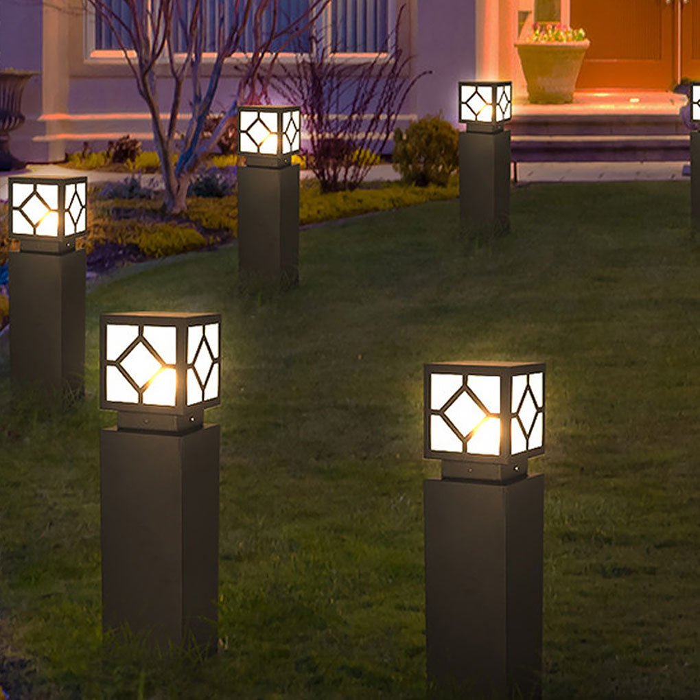 Elegant Solar - Powered Square Bollard Light Retro European Garden Lighting