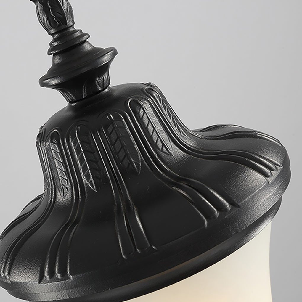 Vintage High Pole Garden Light Elegant Retro Outdoor Post Lighting