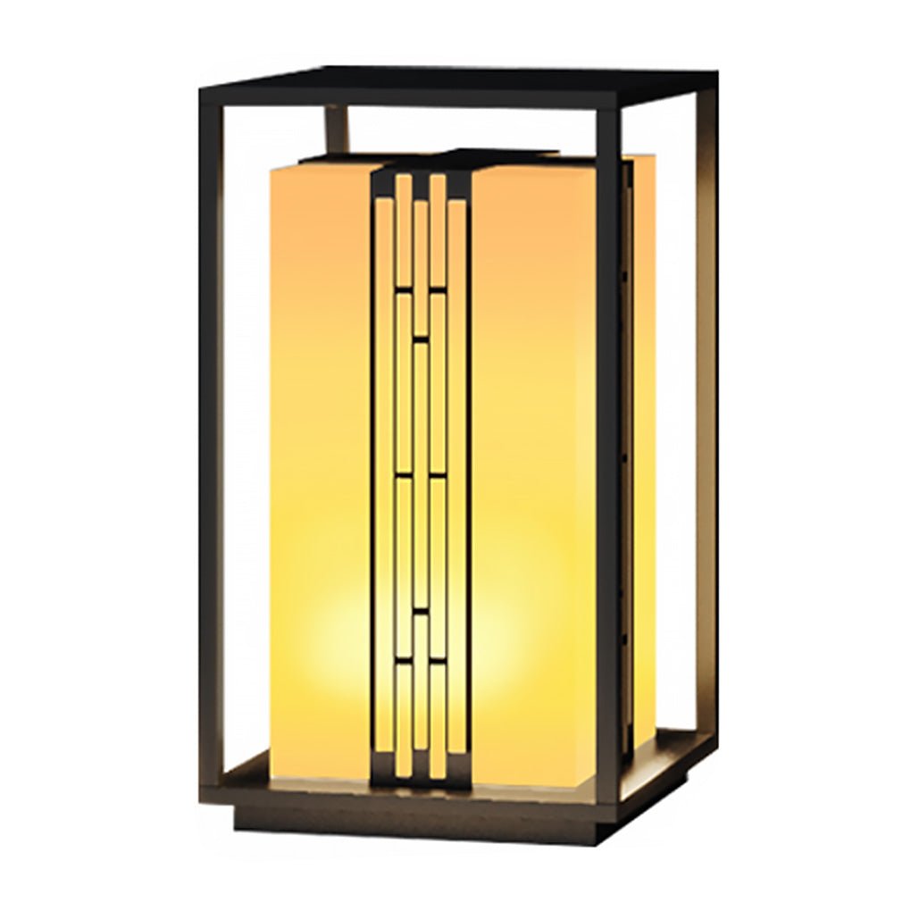 Elegant Retro Outdoor Garden Lamp with Refined Line Design