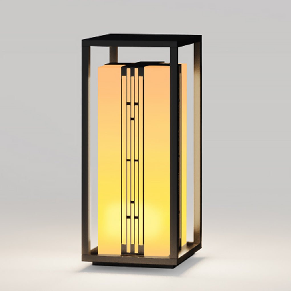 Elegant Retro Outdoor Garden Lamp with Refined Line Design