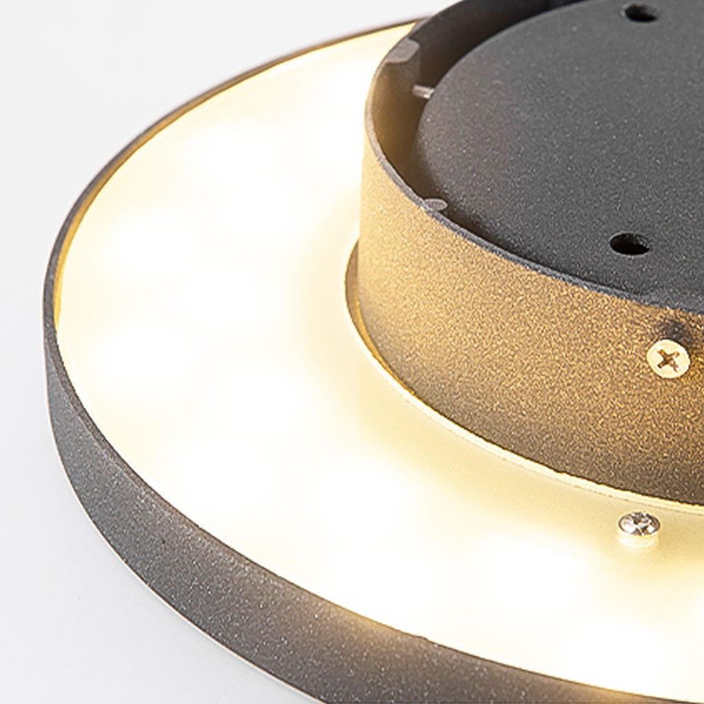 Surface mounted round lawn light with low profile outdoor design