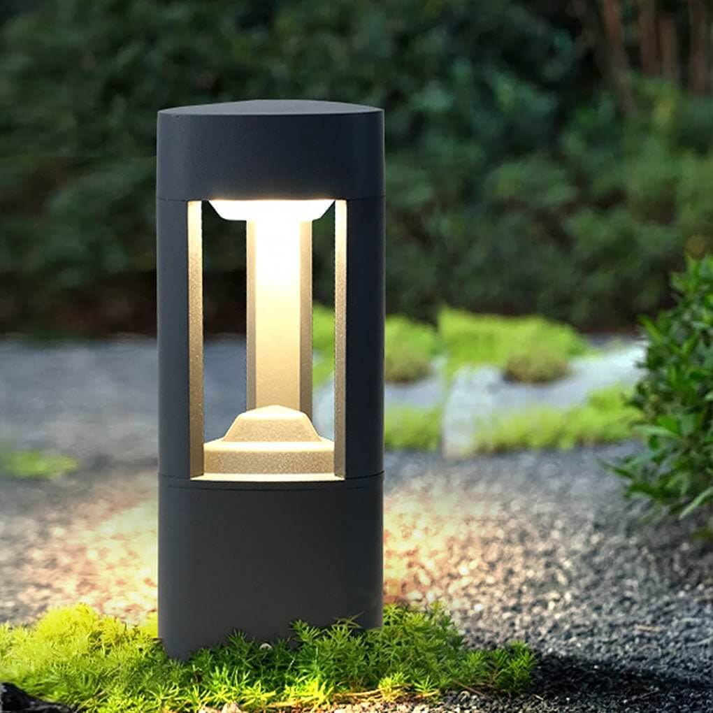Triple - Side Emitting Solar LED Garden Bollard Lights Heart Design & Weatherproof