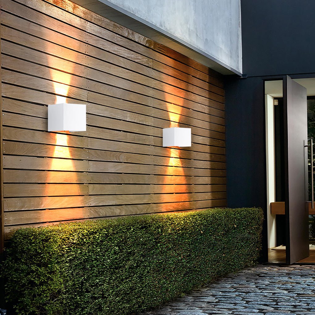 Modern 7W Cube LED Wall Light – Indoor/Outdoor Sconce With IP65 Waterproof Rating (Black Or White)