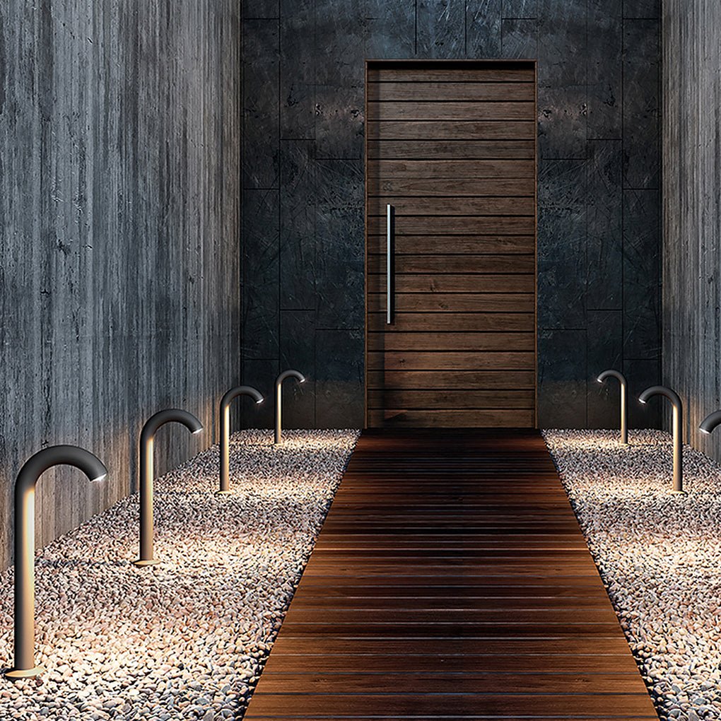 Curved Arch Aluminum LED Outdoor Light for Paths and Gardens