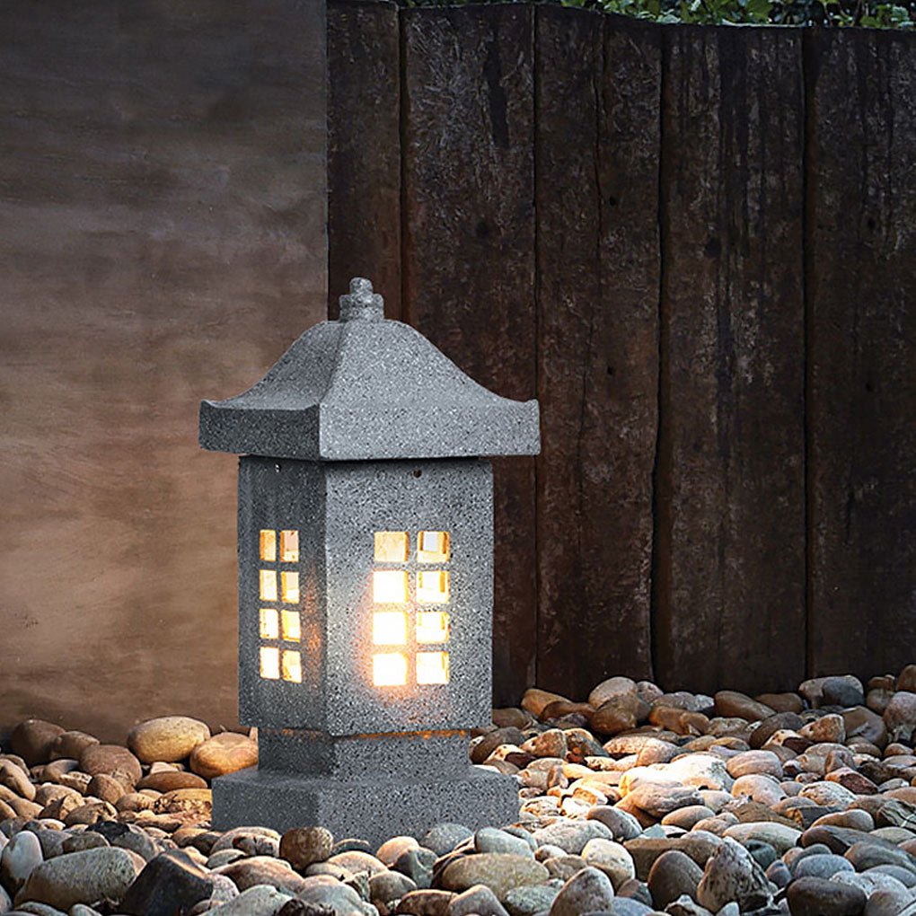 Sturdy and Stylish Imitation Stone Light for Outdoor Landscaping